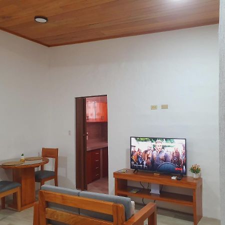 Suite Amoblada En Santa Cruz Puerto Ayora  Kültér fotó