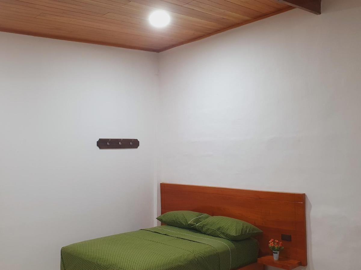 Suite Amoblada En Santa Cruz Puerto Ayora  Kültér fotó